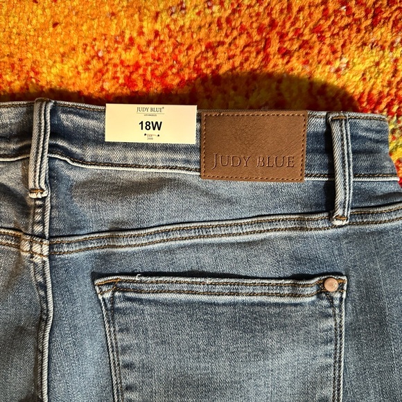 Women's Blue Jeans - Picture 5 of 6